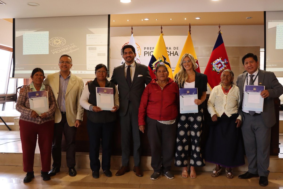 ¡El trabajo con @PichinchaGob fortalece el agro en la provincia! 👨🏽‍🌾👩🏽‍🌾🌱 Firmamos ✍️🏽 un convenio de cooperación interinstitucional 🫱🏼‍🫲🏽 con el Gobierno Autónomo Descentralizado Provincial de Pichincha. Gracias a este documento 📄 agilizaremos el proceso para la obtención de títulos…