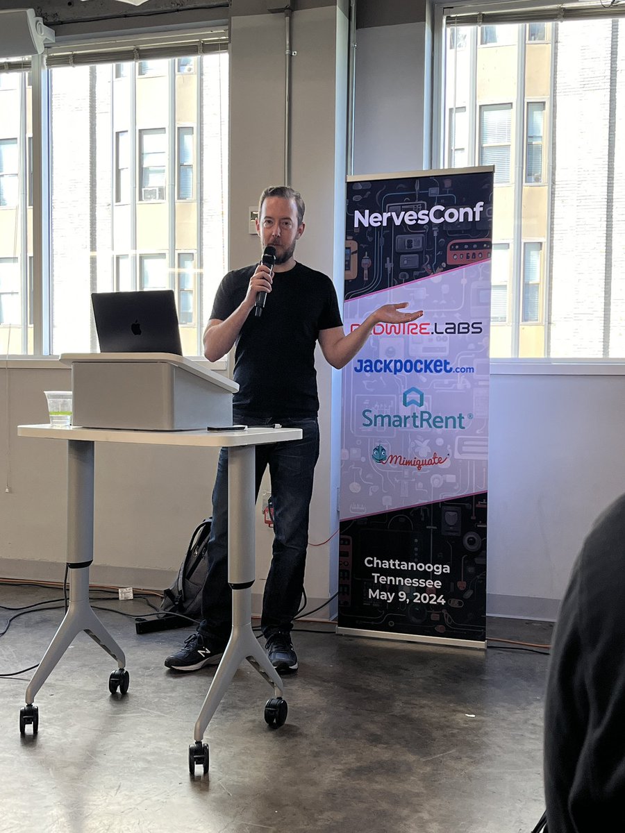 takasehideki's tweet image. This year’s final talk at @NervesConfUS from Mike! #NervesConf #GigCityElixir