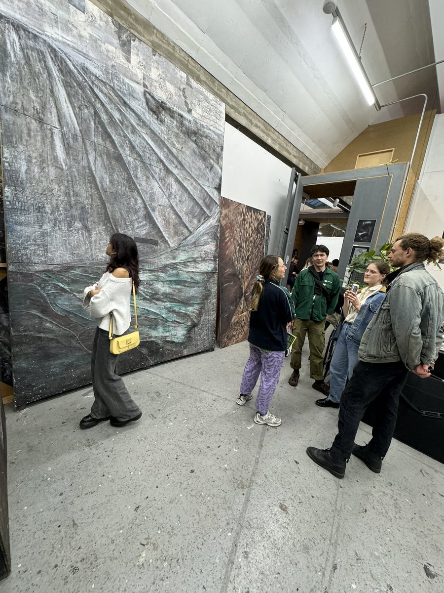 this was a real proud moment for me. 🥹

seeing my daughter in front of my works taking it all - finally perhaps understanding some of my works 

she was tiny when i started working on this series (about the war) and all other works 

she was tiny when i was making my way hours