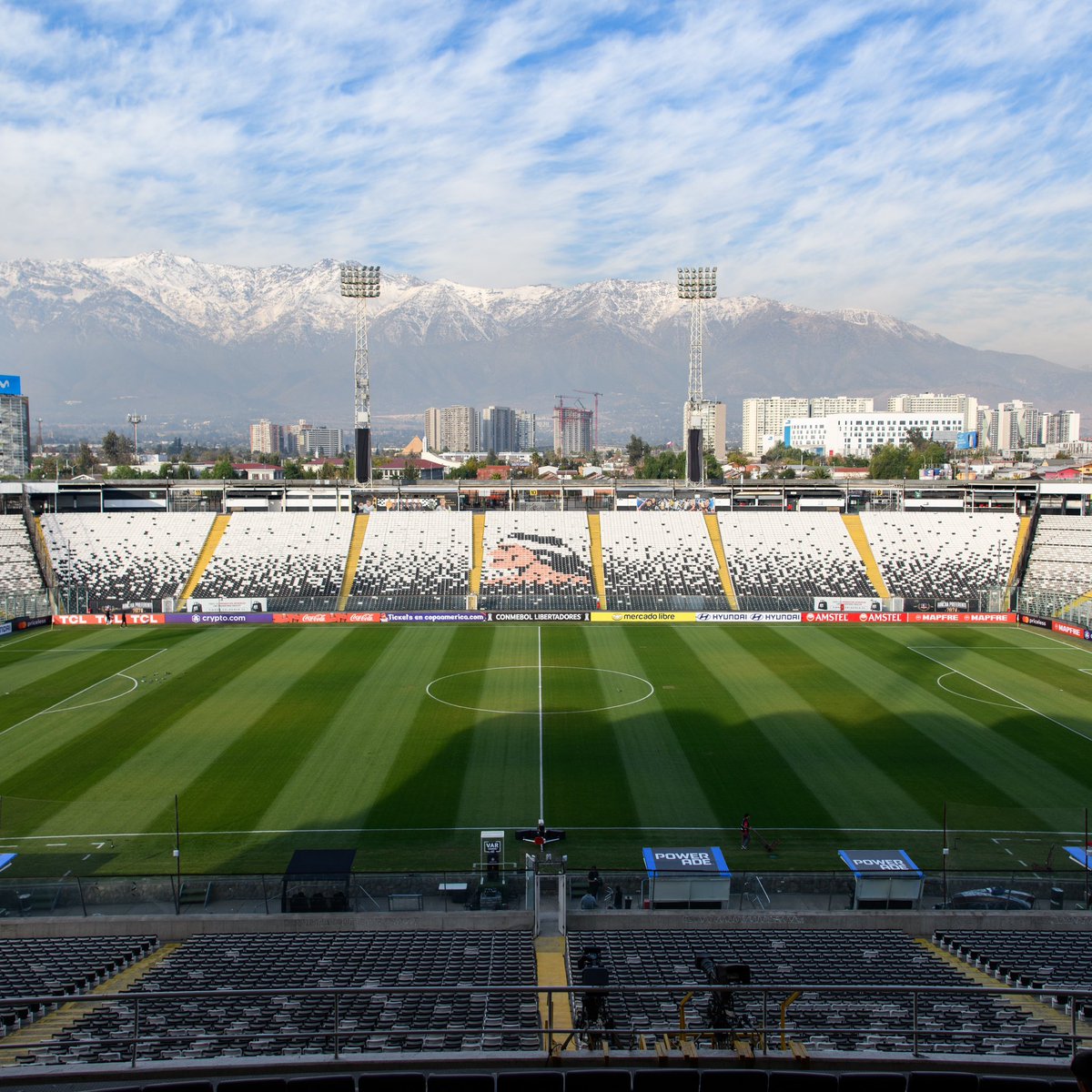 🏟️ 🅼🅾🅽🆄🅼🅴🅽🆃🅰🅻
Escenario de noches de #GloriaEterna.