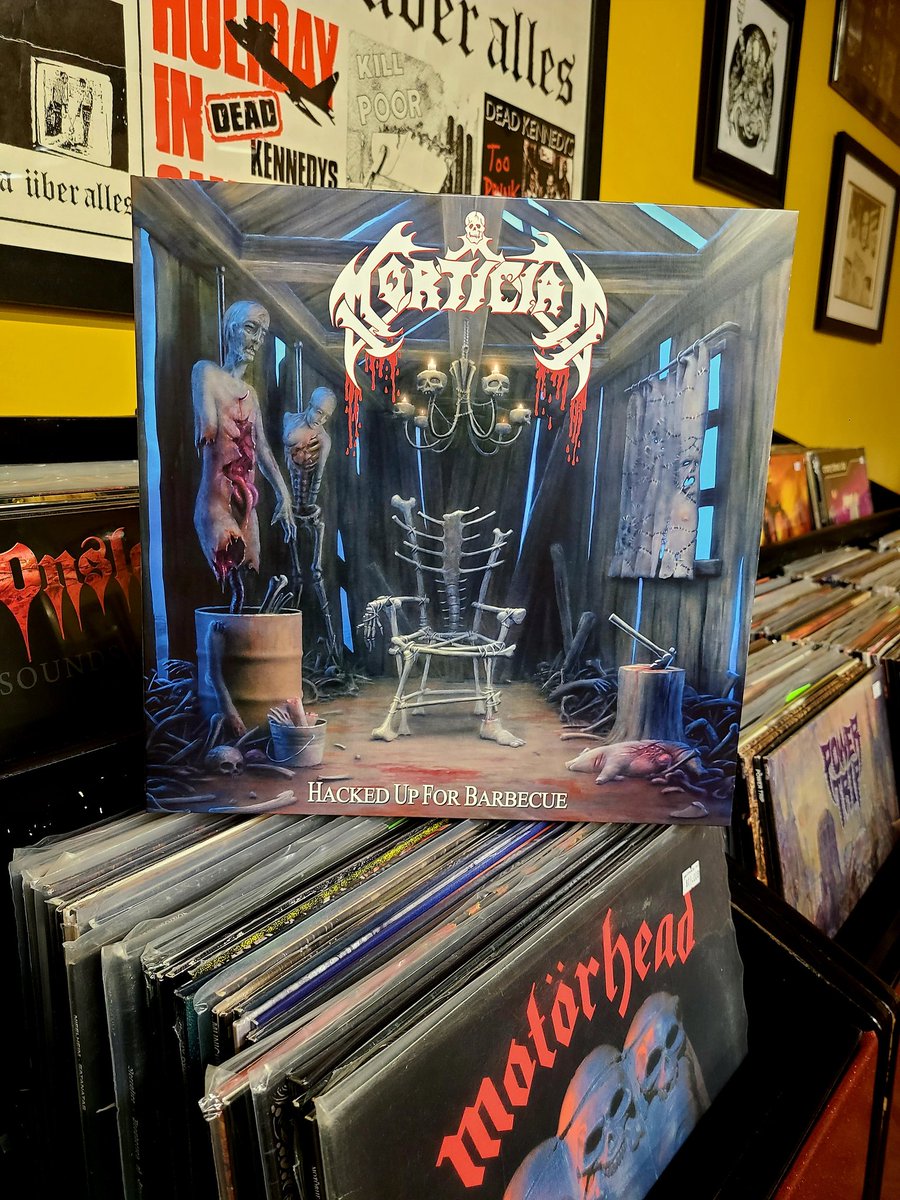Guys will see this and just think 'hell yeah'

Also, we just got a big ol' @RelapseRecords order in, so come see what's new!

#vinyl #heavymetal #deathmetal #relapserecords #mortician #recordstore #bucketoblood