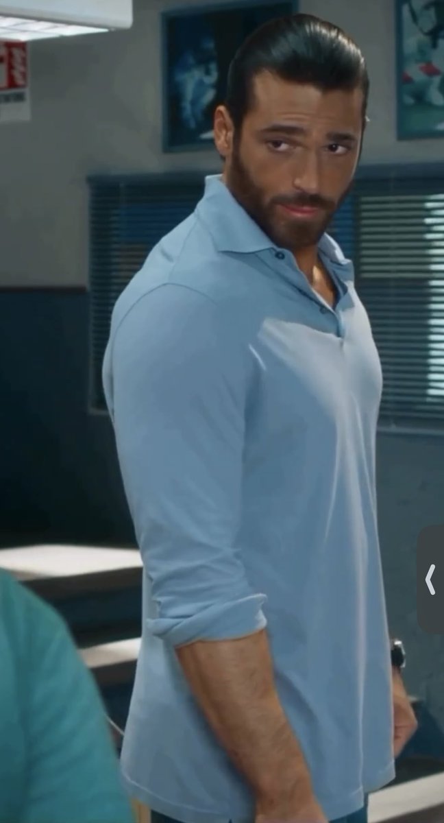 Mosterfitness's tweet photo. Gotta love Turi 😂😍 
#CanYaman #ViolaComeIlMare2 https://t.co/IXEFmAiqxP