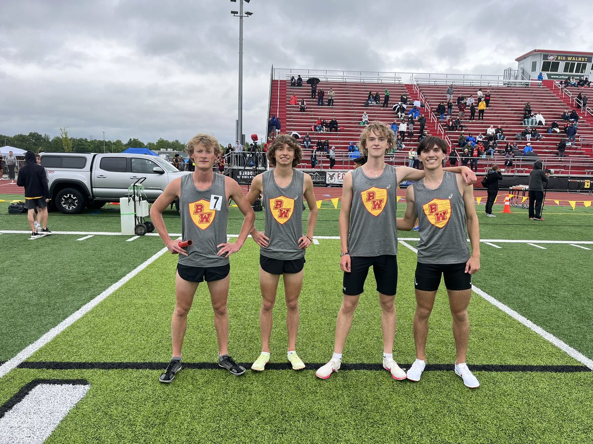 BWEaglesTrack's tweet photo. School Record Alert!! https://t.co/GhLbObYosF