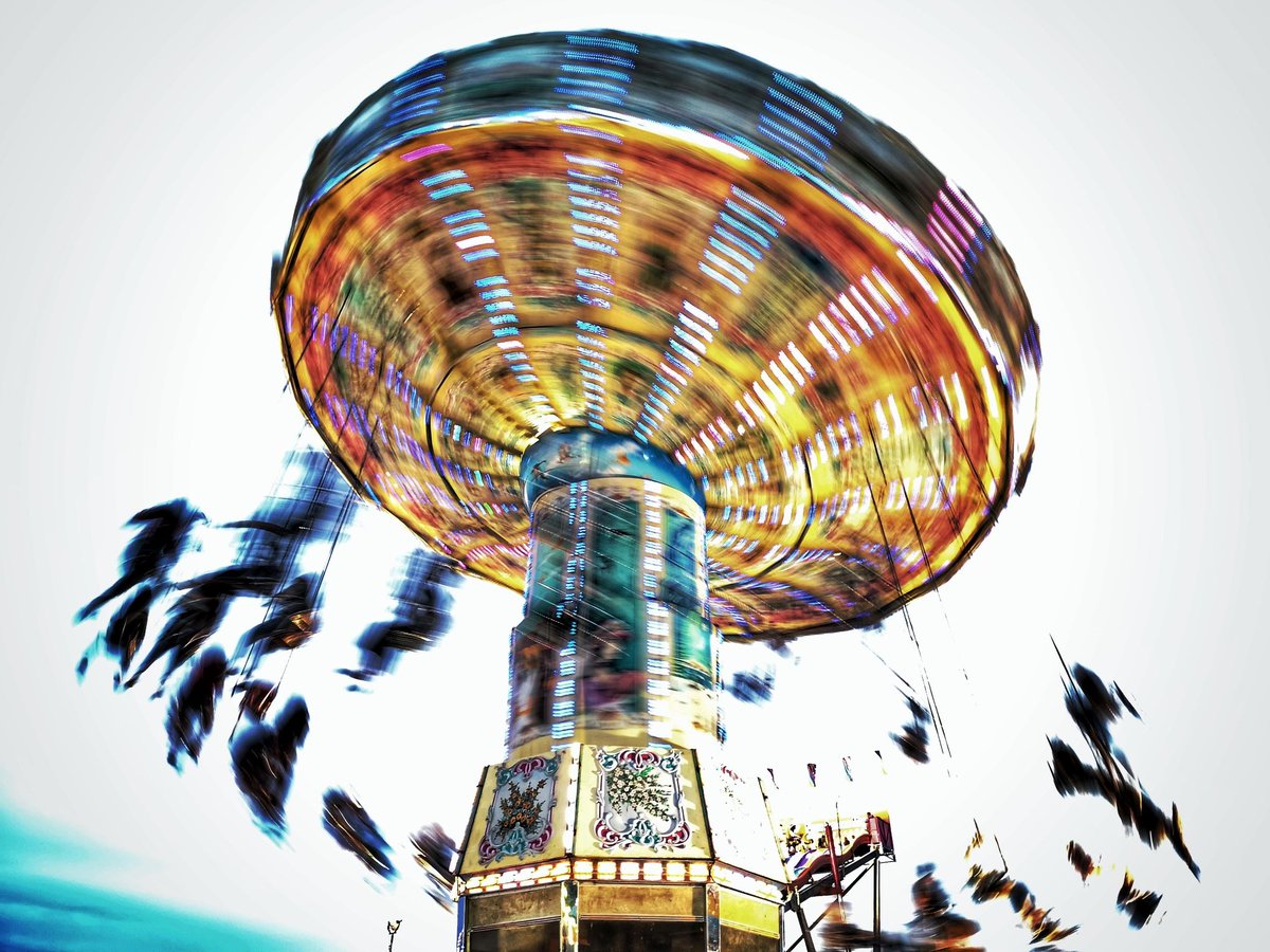 Swings. #CanadianNationalExhibition #CNE #TheEx #AmusementPark #Swings #Photography