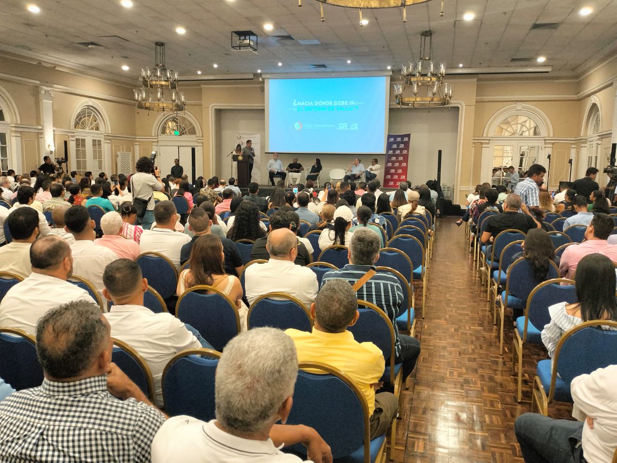 Desde #Barranquilla el director Ejecutivo de la Fundación Carlos Lleras Restrepo y exvicepresidente de la República, @German_Vargas, da inicio a la tercera jornada del Foro: ‘Hacia dónde debe ir la salud’. #SalvemosLaSalud⚕️ ¡Conéctate!🎥👉 youtube.com/live/-g4sago6S…