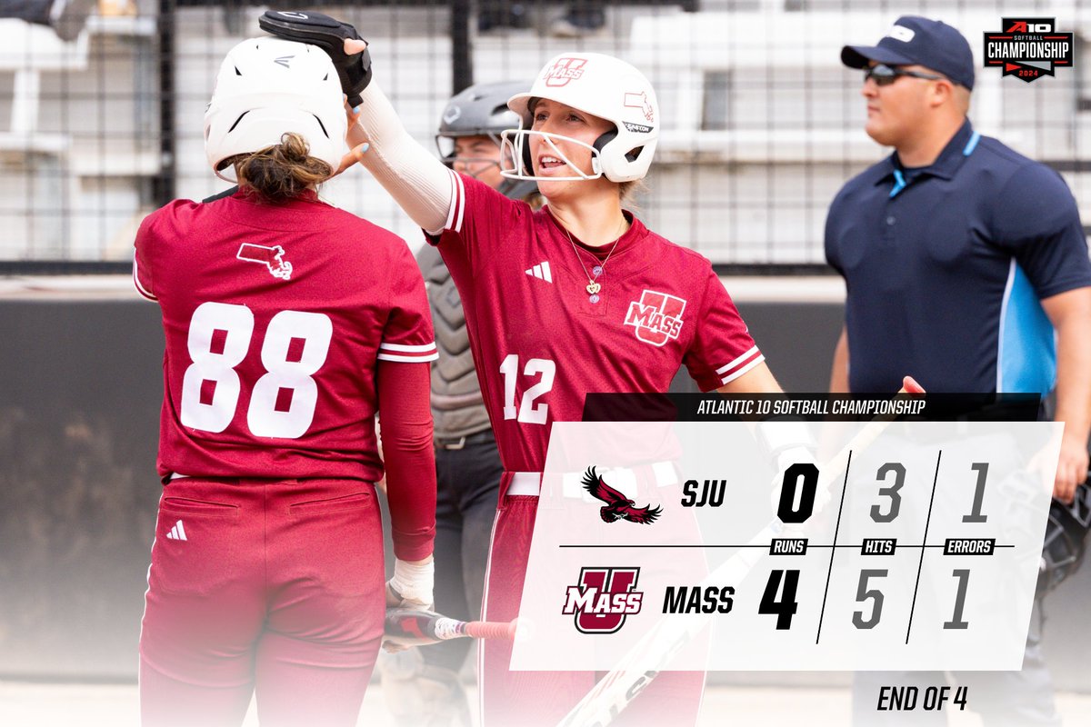The Minutewomen are controlling this one through four! #A10SB 🥎