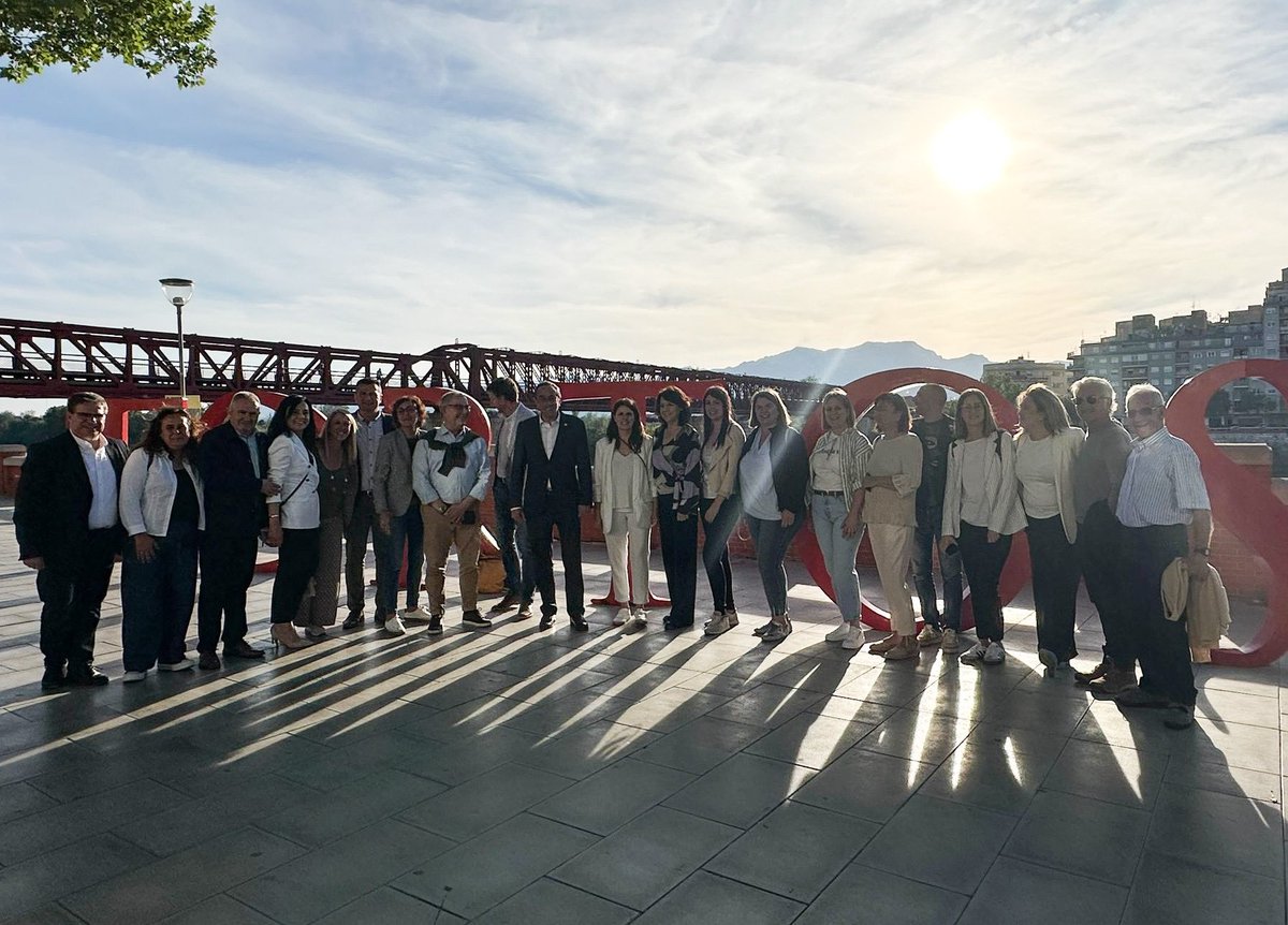 Feliç d’acompanyar la @mncsls a l’acte de tancament de campanya a Tortosa, amb la seva fermesa, compromís, força i estima per les Terres de l’Ebre i Catalunya. Aquest diumenge, decidim el futur d’aquestes terres i del país. Triem Junts+ per aixecar Catalunya!