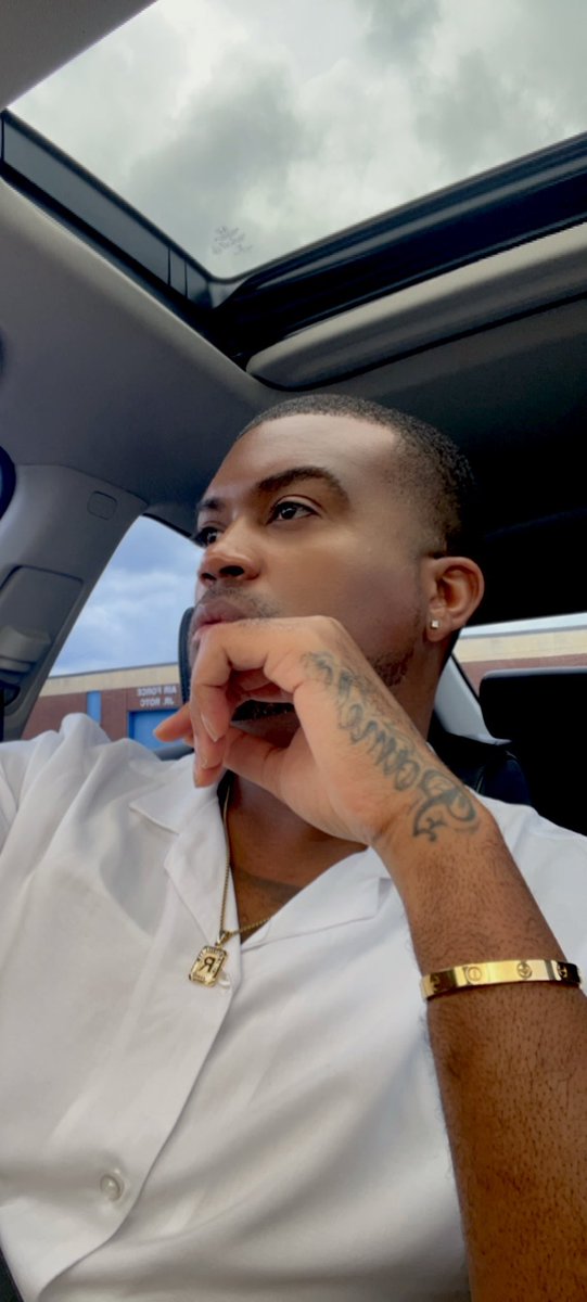 ItsRonXopher's tweet image. Ops linking up! I’m like what in the fucck?