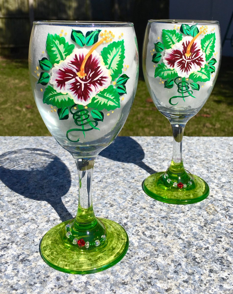 etsy.com/listing/241217… #hibiscus #wineglasses #summerglasses #SMILEtt23 #CraftBizParty #etsy #etsygifts