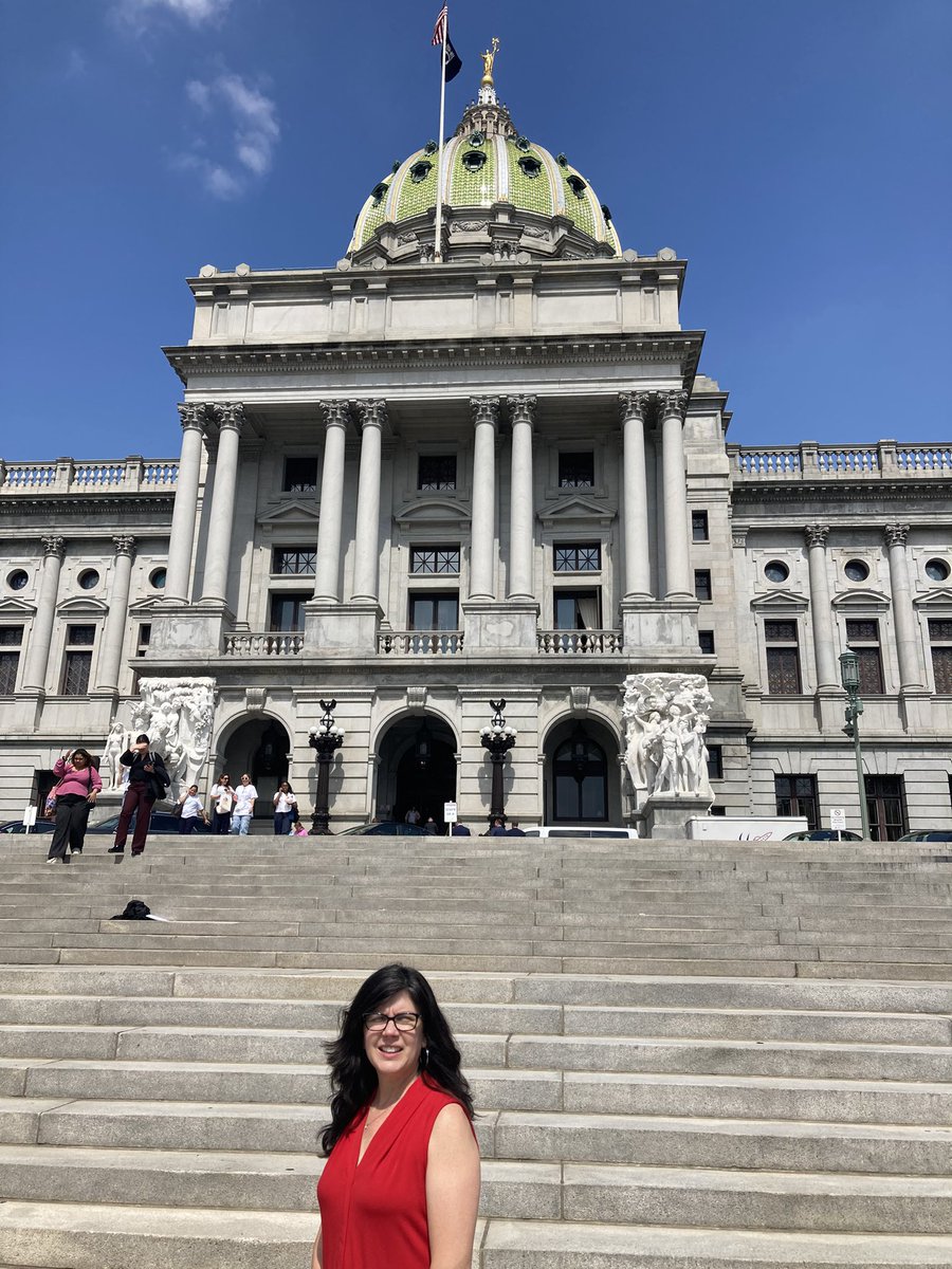 Grateful for the productive conversations with legislators and staffers from 5 Lancaster County offices.  @TeachPlusPA has given the tools and @SDoLancaster has given me the opportunity to advocate for the students, pre-service teachers and teachers across PA. @paneedsteachers