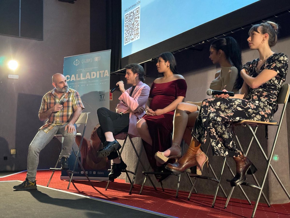 ✨ ¡Coloquio con el equipo de @calladitafilm en el prestreno de la película en Madrid!👏🏼. 🎬 Miguel Faus y las actrices Paula Grimaldo, Nany Tovar y Violeta Rodríguez nos hablan de la película. ¡17 de mayo en cines! #Calladita #CalladitaFilm #CalladitaLaPelícula