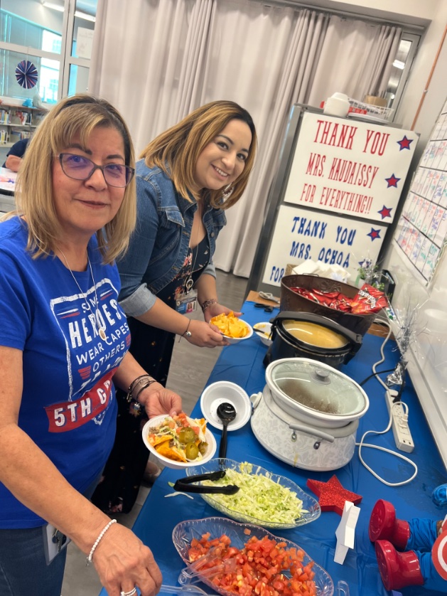 Dr. Strange was on our campus to whip up some goodies for our teachers. His apprentices @POchoa_JCE @MKaudaissy_JCE and @DResendez_JCE were on top of ensuring our teachers had an amazing day! #TeamSISD