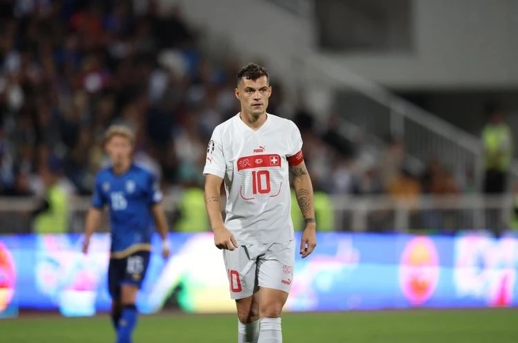 Xhaka is exactly what our NT is missing in the middle of the park. What a player!