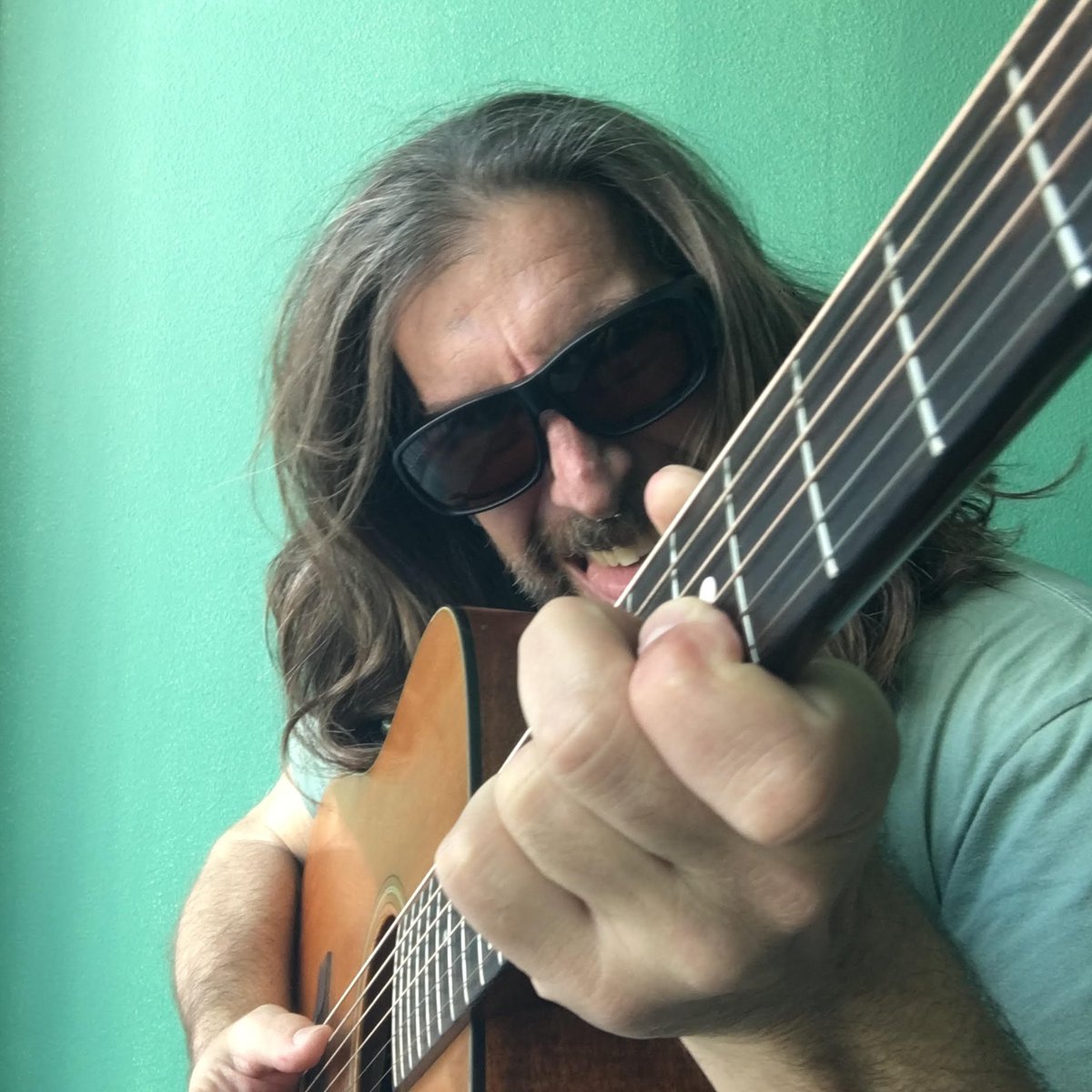 Playing Sam's Place tonight promoting the imminent release of 'Reasons' my first single of 2024.  #livemusic #ojai #venturamusic #acousticmusic #rocknroll
Stream it....It helps me book more shows when you listen!  open.spotify.com/artist/6unIeK4…
More to come. Enjoy the ride!
