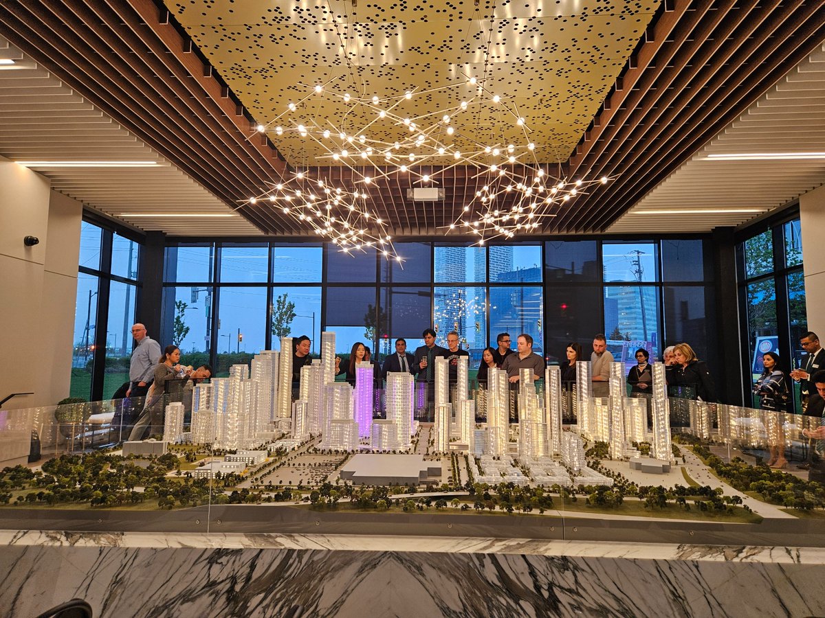 gtadashhomes's tweet image. Thank you to everyone who attended yesterday&apos;s in-person presentation, and thank you @MenkesLife for helping us host this outstanding event! 

Stay tuned for our next event!  

#GTAdashHomes #PreConstructionCondos #PlatinumAccess #NewCondos #VMC #Vaughan #Menkes