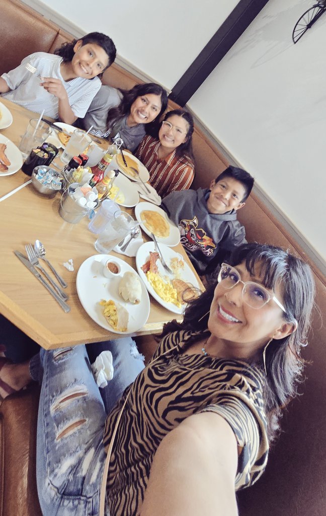 unique_msy's tweet photo. A momma of 4 beautiful healthy babies. In Dallas, TX. #dcc #dccsoftball https://t.co/ifKE2rsbaI