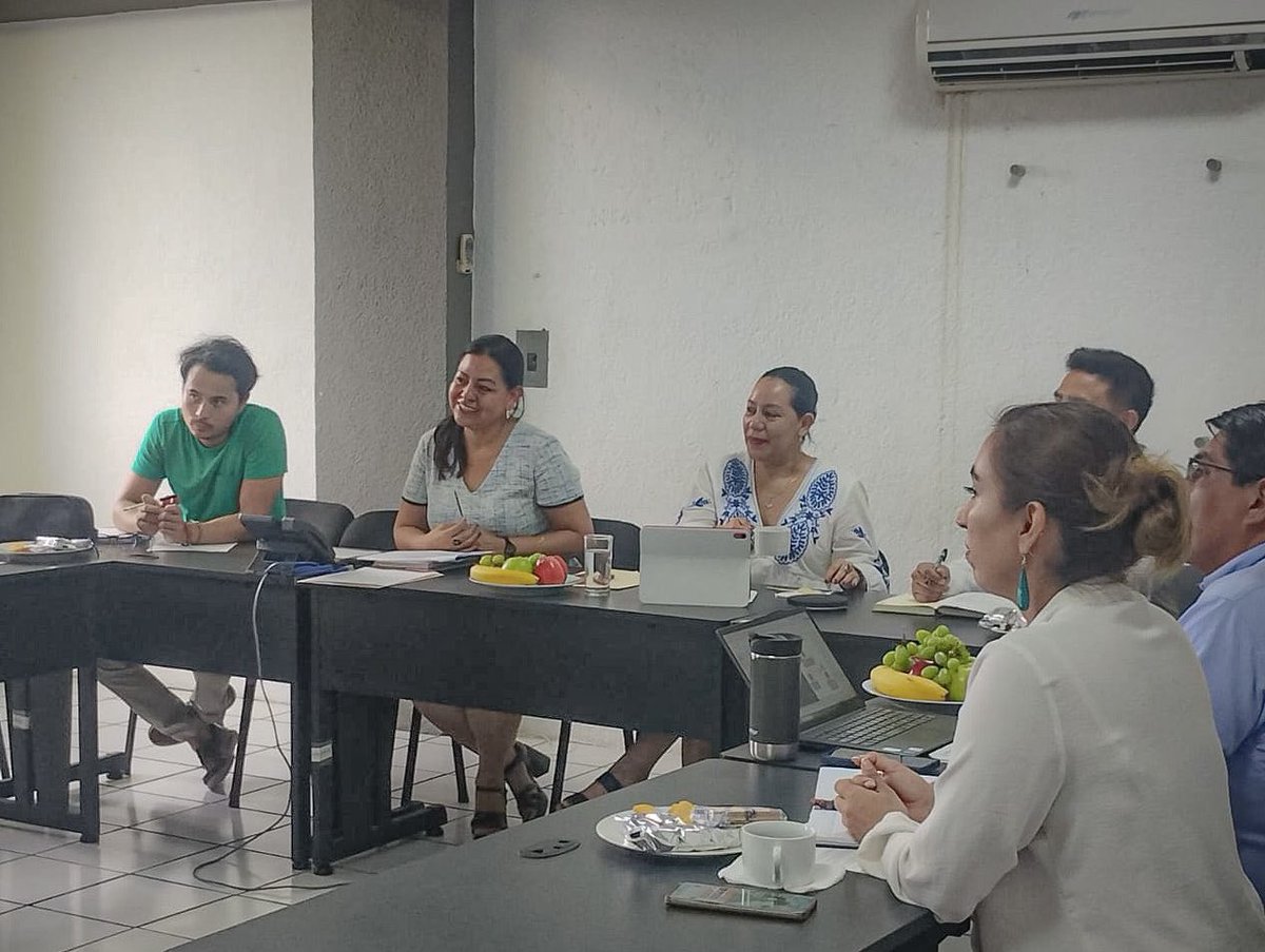 Estamos en Quintana Roo y nos reunimos con el gabinete ambiental de la entidad para revisar nuestros pendientes y dar seguimiento a nuestra agenda. ¡Gracias por el compromiso! 💚