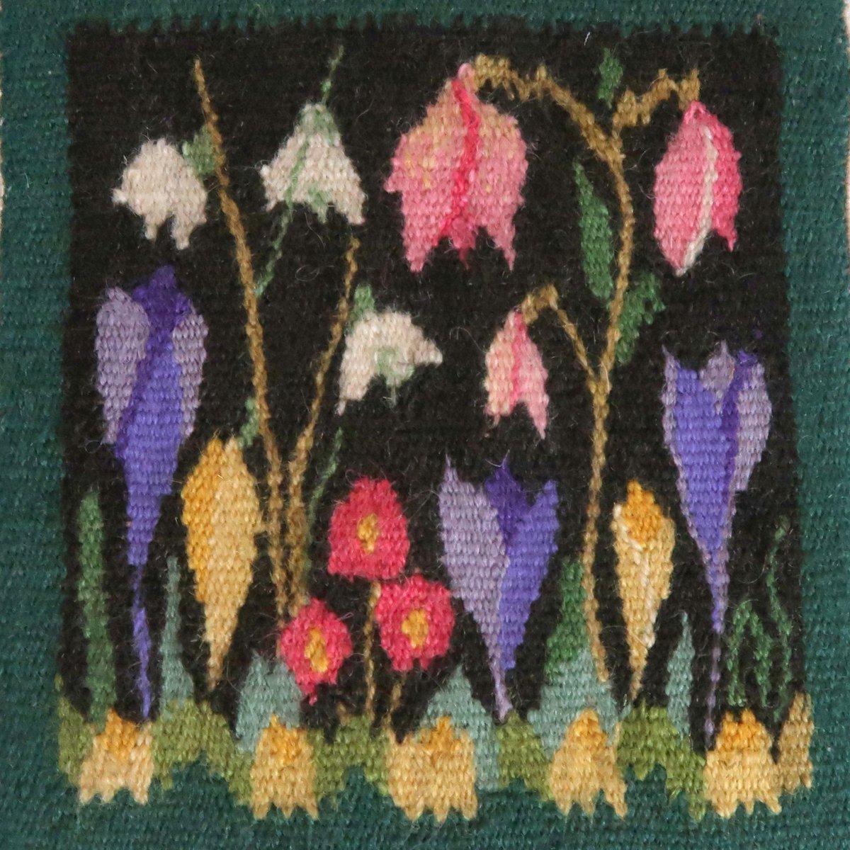etsy.com/se-en/listing/…
Vintage Swedish Flemish weave, Meadow flowers, hand woven Nordic folk art
#meadowflowers #flemish #handwoven #tapestry #folkart #cherryforest #getitonetsy #scandiboho
