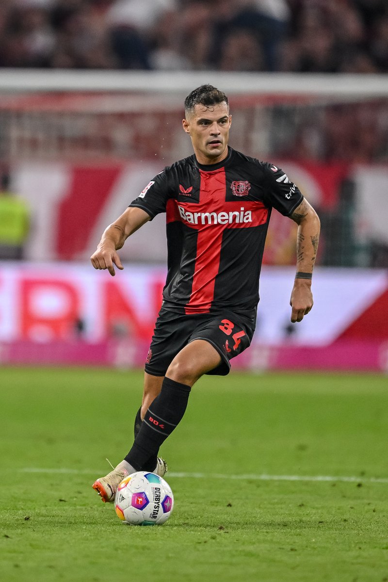 Granit Xhaka made 10 key passes for Bayer Leverkusen against Roma tonight, a record in a Europa League match this season. 🔐 #UEL