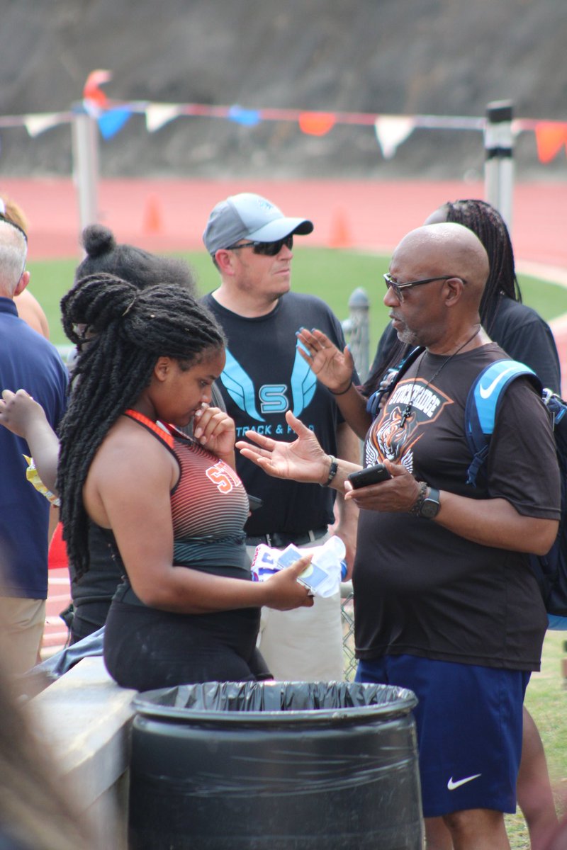 KAtkins331's tweet photo. Discus State Champ
4A Girls
@daynejia @coachbyrd6 @DrJamesT @SHS_TIGERTRACK @Grandmaondeck22 @MatthewsWebb1 https://t.co/z2Tes9uBsI