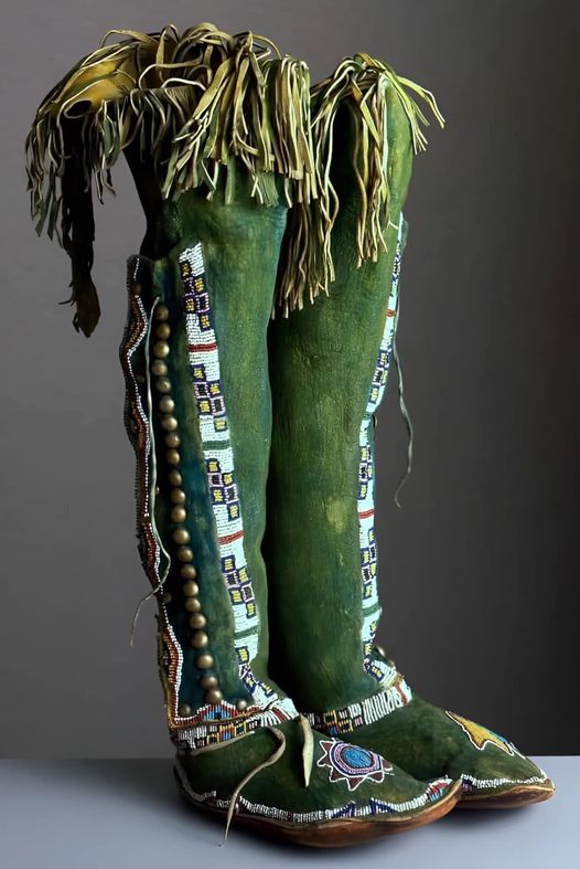 The Portland Museum of Art, Portland, Oregon owns this wonderful pair of tall moccasin boots. These are the work of an unknown craftsman from the Kiowa or Ka'igwu people, an indigenous tribe.