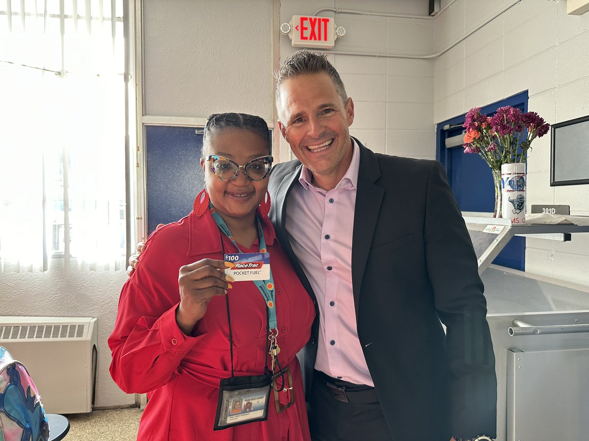 Van Ayres tweet media