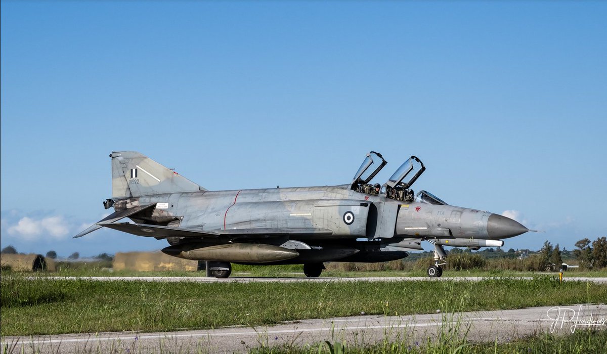 DimitriVrettos's tweet photo. F-4E AUP https://t.co/Dim2ExXoWg