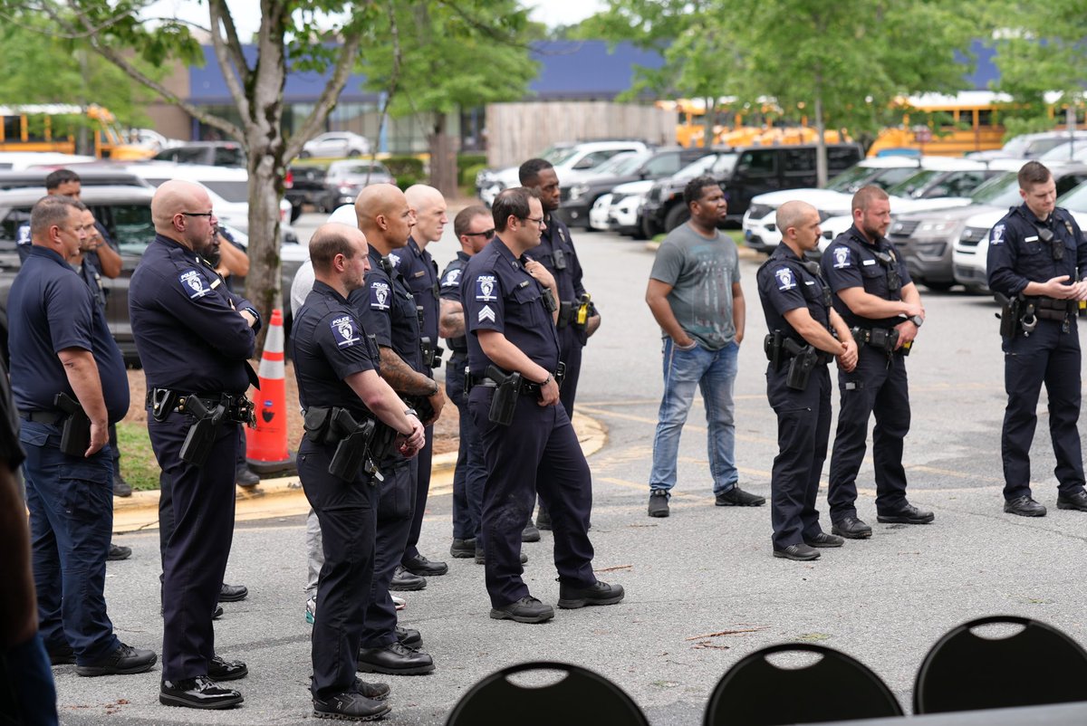 CMPD's tweet photo. “Tommy's mission in life was to make the world safer and fight for justice. So, what do I need?  I need this country to come together to support our law enforcement officers so they can continue to fight for justice like my husband did." - Kelly Weeks

Today Kelly Weeks did just that - she visited the North Tryon Division to thank the officers for their response to last week's tragic incident. An amazing show of support for our officers and incredible way to honor her husband, U.S. Deputy Marshal Tommy Weeks.