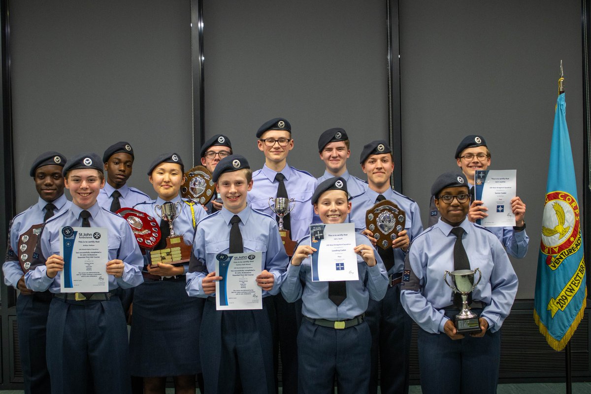 Last month, we held our annual awards evening, where cadets were recognised for their achievements in 2023. Well done all!

#lookingfine209 #awardsnight