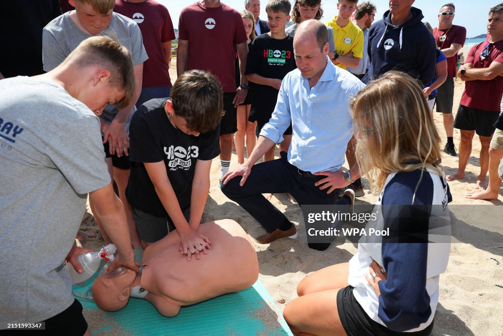 #PrinceWilliam, the #DukeofCornwall , watches members of Holywell Bay Surf Life Saving Club practice Cardiopulmonary resuscitation (CPR), May 9th