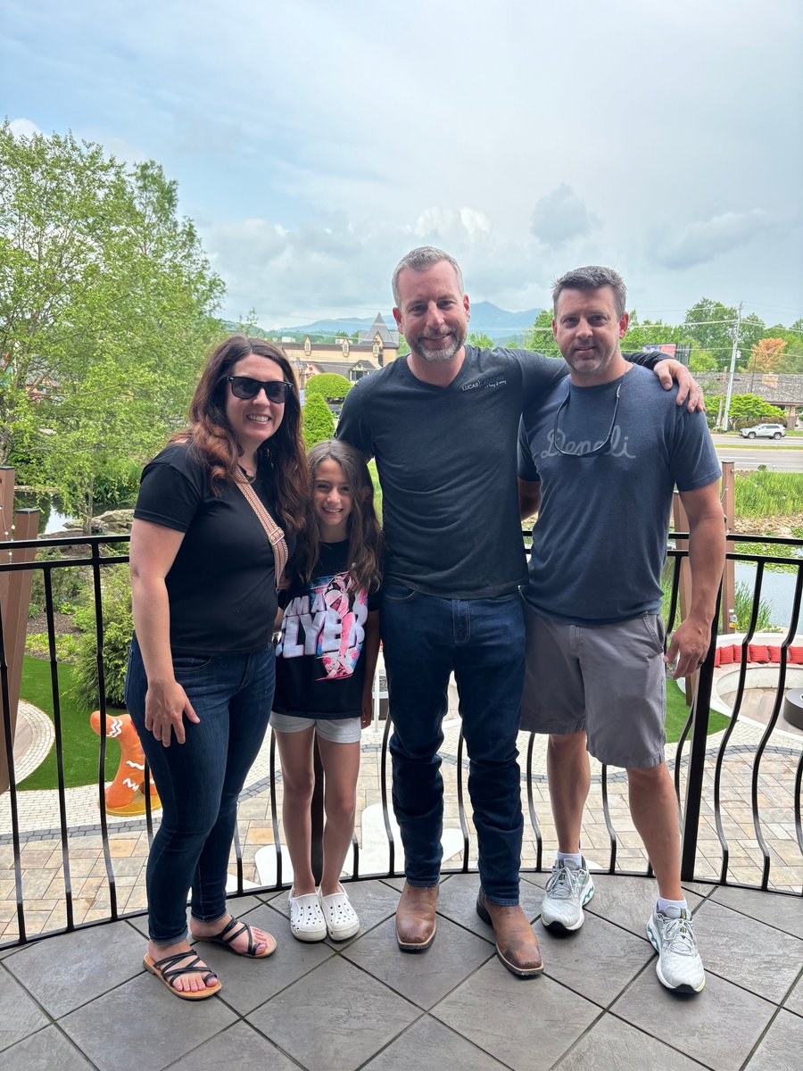 Ealyn, Stephanie, and Justin from Chattanooga, TN, came to our exclusive meet and greet at The Inn At Christmas Place. It was a pleasure to meet you. #insanepools #lucaslagoons #poolbuilder