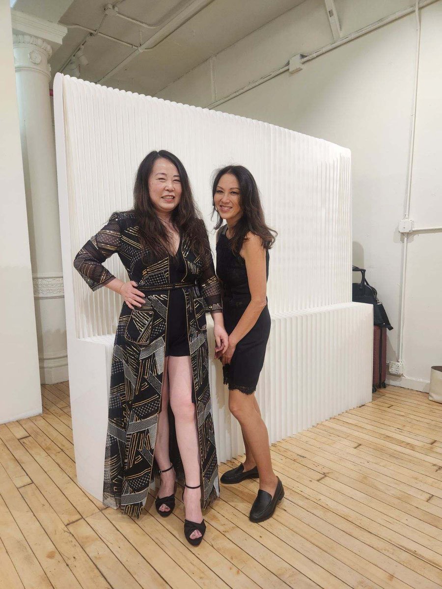 Thank you to Grace Chen for inviting me to her amazing fashion party! I just need to be 2 feet taller and these dresses will be perfect on me🤣