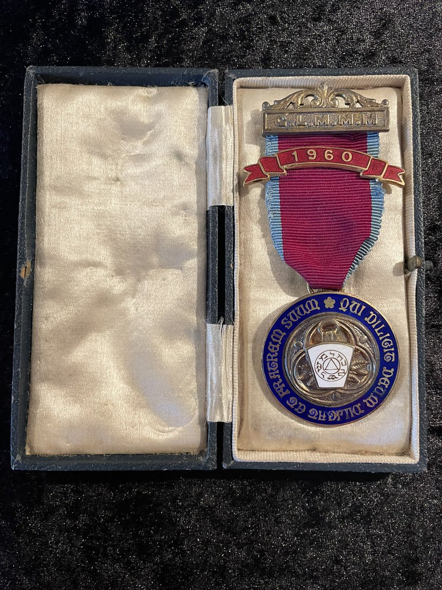 Masonic Jewels tweet media