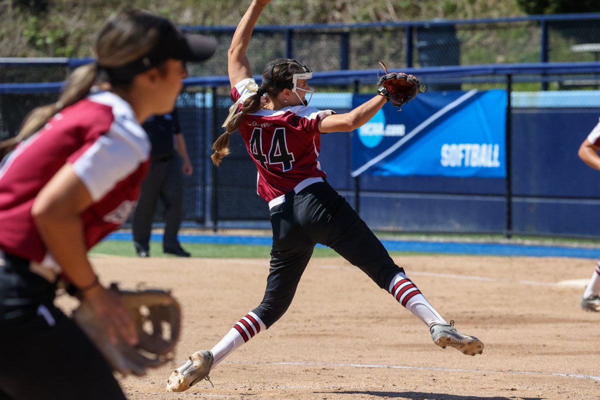 Heartbreak in Bellingham, where host and No. 1 seed WWU beats @APUCougars in the bottom of the seventh, 1-0.