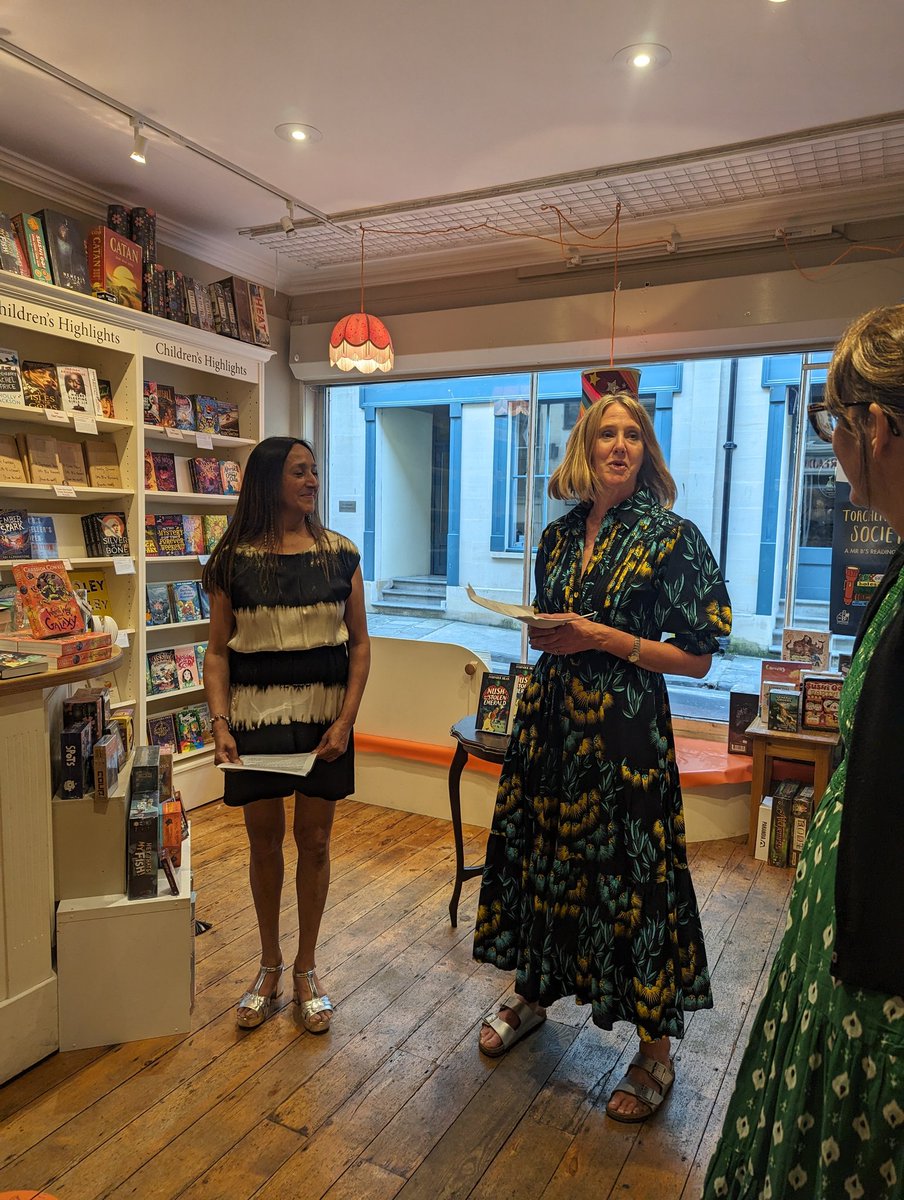 Lovely launch for #NushAndTheStolenEmerald @jasinbath. Such a touching speech by her agent, Kate Shaw, a fabulous turn out with faces I'm very fond of, and finished off with Champagne, darling. Congratulations, Jas 🍾🥂🎈