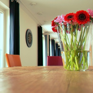 CrownReloNZ's tweet image. At Crown, we handle your items with care, but life is unpredictable. With CrownCare, you can rest easy knowing that your treasured possessions will be replaced if anything goes wrong.

Click to learn more:
ow.ly/NLRE50Rrtfm

#PeaceOfMind #TransitProtection