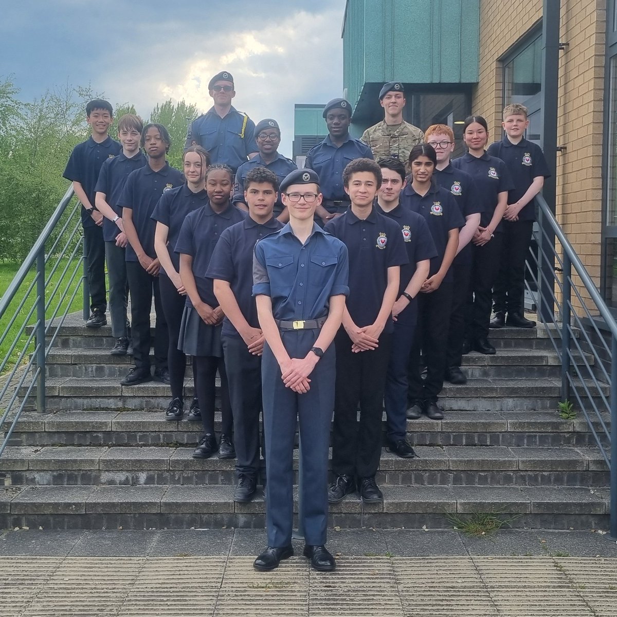 Last weekend, 15 of our Junior Cadets completed their Basic Radio Operator course and achieved their Blue Communicator badge! Congratulations team!

#lookingfine209