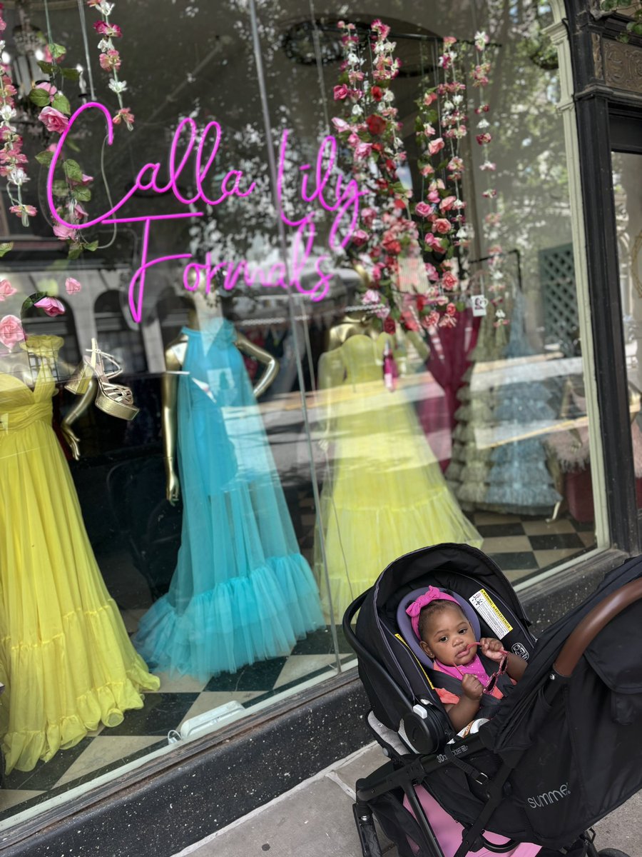 On our way to the nail shop mommy thought we take a peek for prom dresses early at @callalillyaesthetics 💕💕💕💕👑👑👑👑👑 we have a few years to decide!!! #milliondollarbaby #downtownSTL