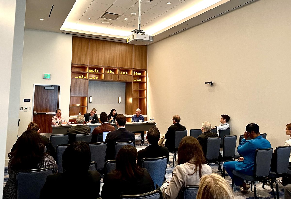 We had an amazing start to the 2024 Spring Administrative Law Conference in Washington DC! It was a packed day to engage with our speakers, members, leaders, and fellow attendees. Looking forward to seeing everyone back for tomorrow's CLE panels!#administrativeLaw #2024conference