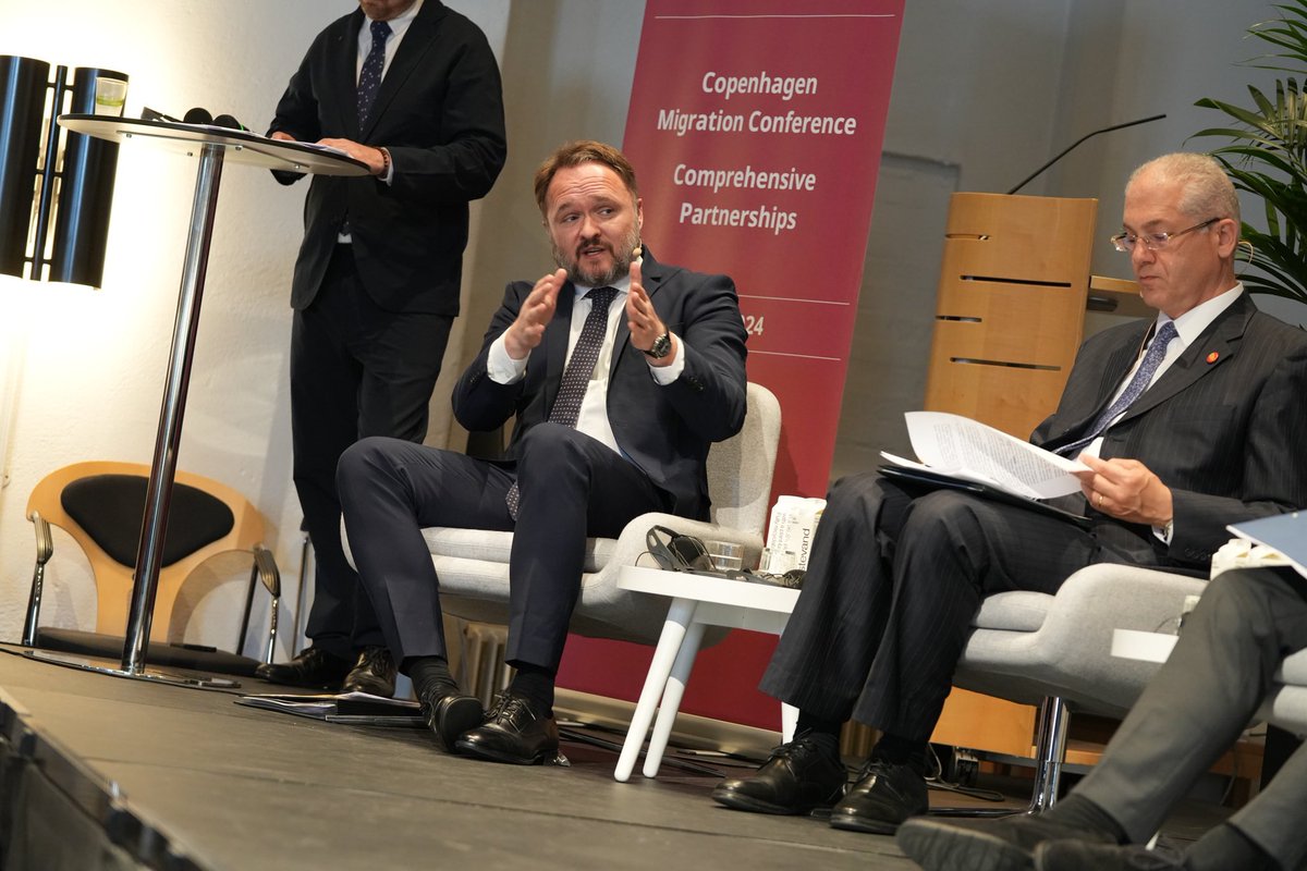 hani_lashin's tweet image. Pleasure interpreting yesterday’s Copenhagen Migration Conference organised by the Danish government and with high level participants from a broad range of African, Middle East &amp;amp; European countries, international organisations and key researchers .