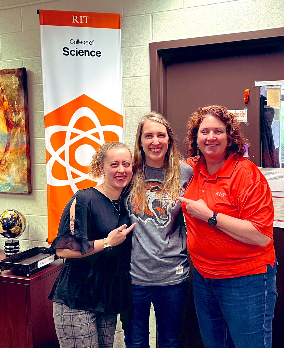 🎓 Huge shoutout to all of our incredible @RITscience staff for pouring their hearts into making commencement 2024 memorable for our scholars! Your hard work & dedication are truly appreciated! Thank you, Hannah, Melanie, and Georgeanne et al., #TeamWorkMakesTheDreamWork…