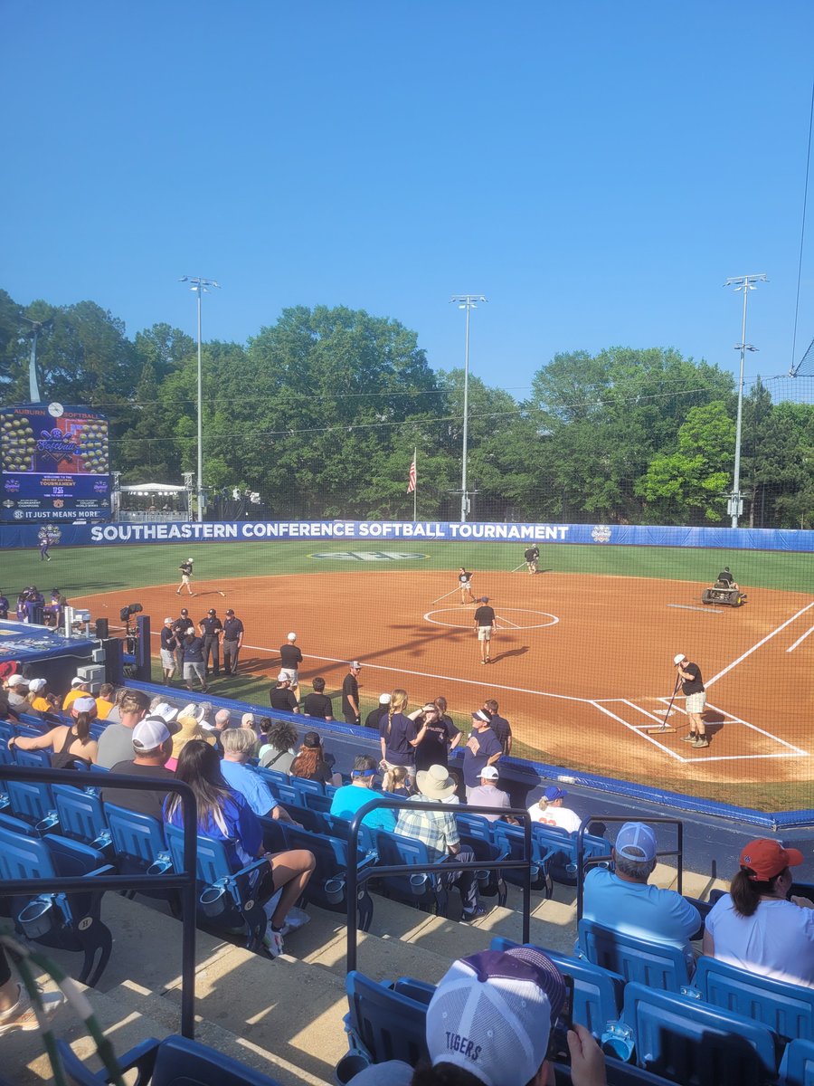 Patrick Wright (@voiceladytigers) on Twitter photo After a 7 hour delay, it's finally time. .<a href="/LSUsoftball/">LSU Softball</a> vs Tennessee in the SEC Tournament. On air now <a href="/LSUradio/">LSU Sports Radio Network π
π»</a> <a href="/talk/">talk</a> After a 7 hour delay, it's finally time. .<a href="/LSUsoftball/">LSU Softball</a> vs Tennessee in the SEC Tournament. On air now <a href="/LSUradio/">LSU Sports Radio Network π
π»</a> <a href="/talk/">talk</a>