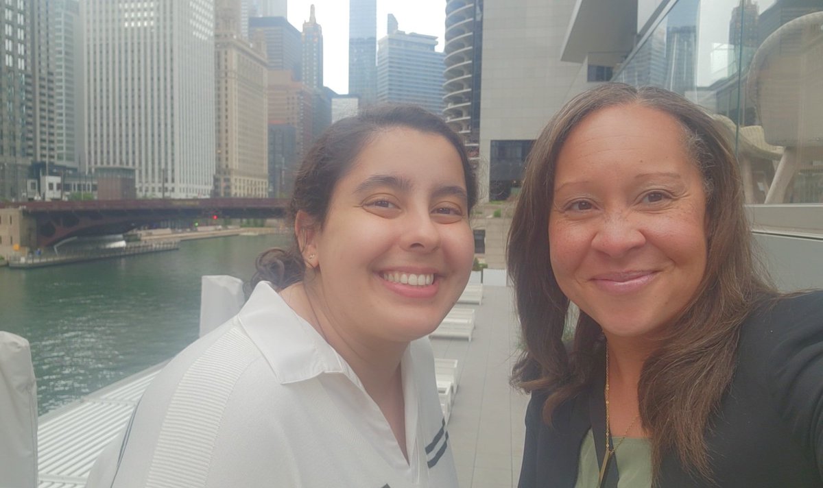 Today's Well-Being in Law theme is Connect: Social Well-Being. I connected over lunch w Julia Tavares of @Littler! It was great to collaborate + my time w her will fuel my social well-being for the rest of the week! @2CivilityOrg @wellbeinginlaw