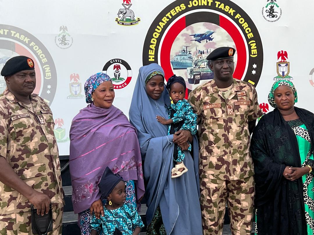 Nigerian Army hands over rescued Chibok girl, 3 children to Borno govt By: Zagazola Makama  The Nigerian Army has handed over Lydia Simon, the rescued Chibok school girl, and her three children, to the Borno government for reunification with her family. Maj.-Gen. Waidi…