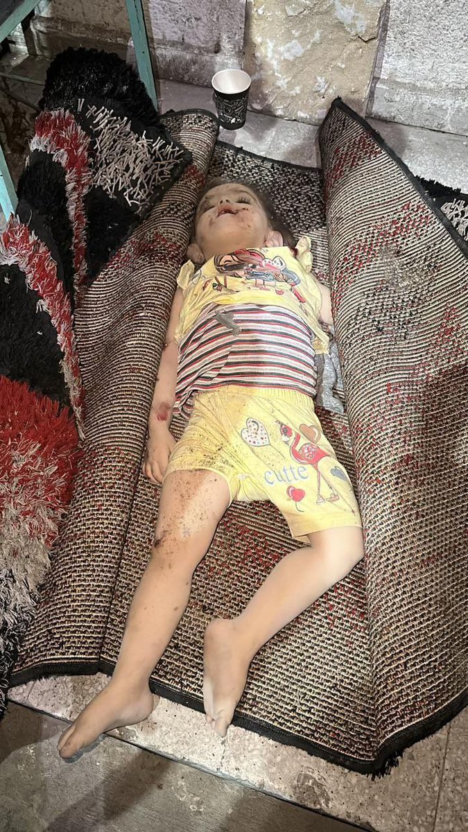 Timesofgaza's tweet photo. BREAKING | Moments Ago:

• 4 killed of which 3 are children and multiple injured in an Israeli airstrike on a family home in Jabaliya refugee camp

• Multiple killed and several injured in an Israeli airstrike on a family home in Al-Shati' refugee camp https://t.co/nqaFTzFl4b