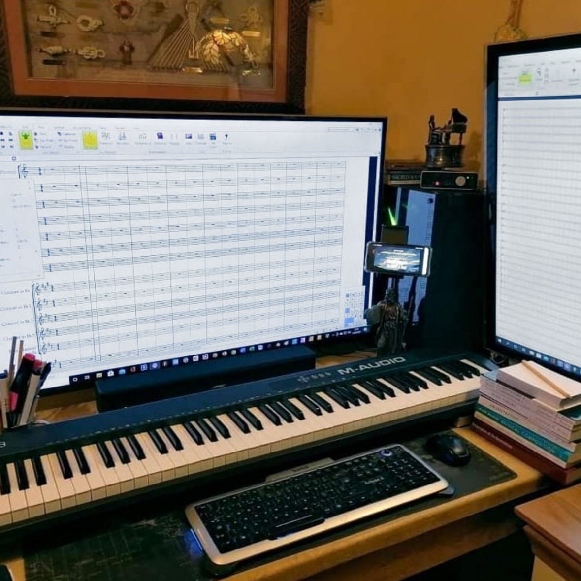 😍 My composer screen 📷 instagr.am/october18th1955 ▶️ avid.com/sibelius #screens #avid #musicnotation #composing #arranging #sibelius #music #orchestrating #notation #transcribing