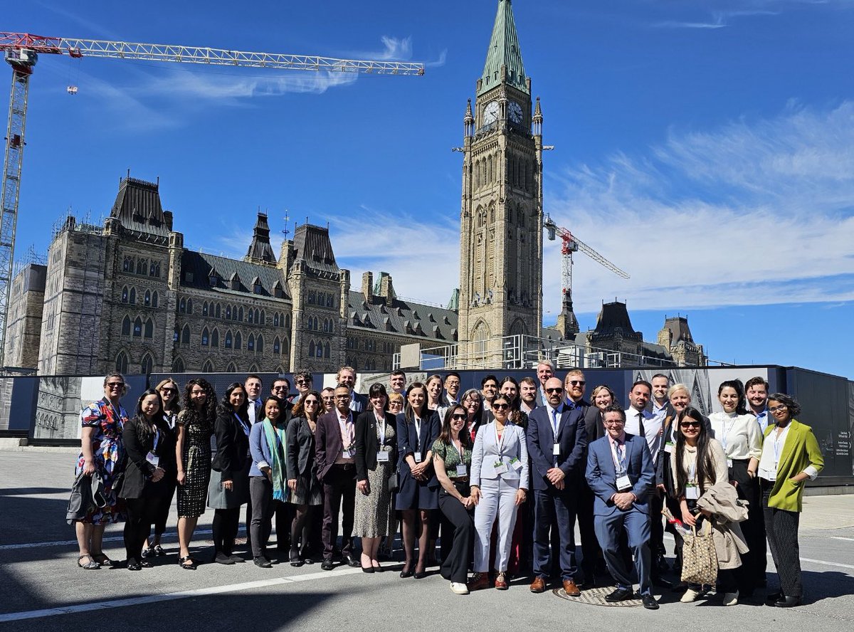Ravie d’avoir participé au programme la Science rencontre le Parlement #SciParl2024 Grateful for the opportunity to engage with @ChiefSciCan, Members of Parliament and Senators who care about science-informed policy! Wonderful program 🙏 @sciencepolicy @uMontreal_news @UMontreal