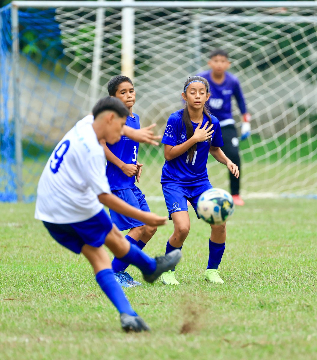indeselsalvador's tweet photo. #CopaAlevines ⚽️🇸🇻| Inició el partido de vuelta de la final regional oriental de la Copa Alevines 2024, en el que se enfrentan Jiquilisco y Estudiantes, en el Estadio Municipal de Nueva Guadalupe, en San Miguel.

#ConstruyendoElCamino https://t.co/LVVajFgZTH