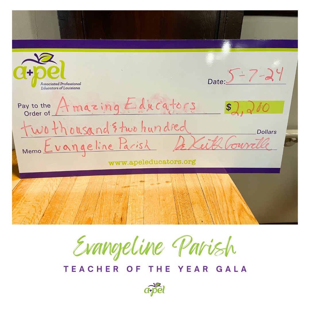 goAPEL's tweet image. Celebrating amazing educators in Evangeline parish with a $2,200 donation to their Teacher of the Year candlelight gala. 

This donation will go to directly support financial awards for educators! 🍎💰

#donation #amazingeducators #evangelineparish #education #louisiana #apel