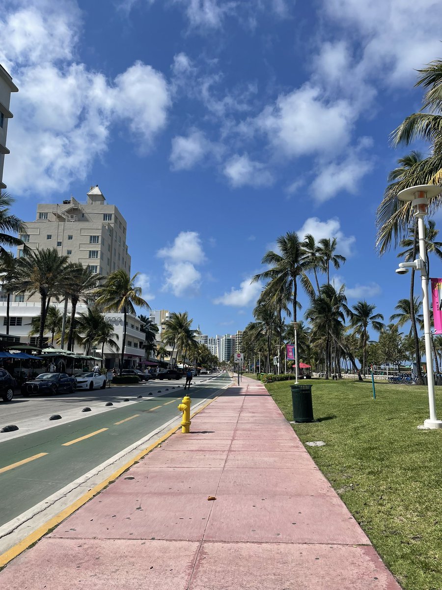 chrispy_atlas's tweet image. Huge thanks to the City of Miami Beach for the magnificent tour of impressive protected bike lane facilities and discussion on the #bikenetwork, #maintenance, #climatechange, and #community strategies!

Keep leading the way with the smart, equitable, and resilient investments!
